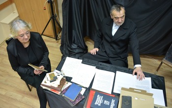  (photo)