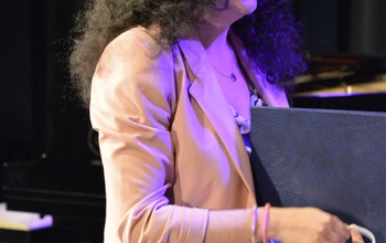  (photo)