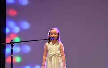  (photo)