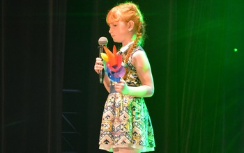  (photo)