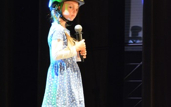  (photo)