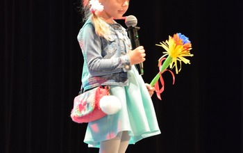  (photo)