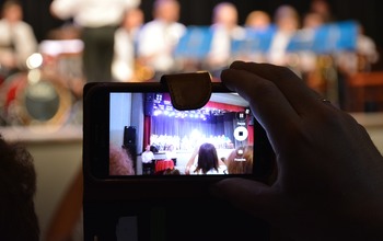  (photo)