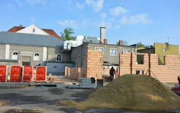  (photo)