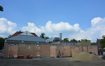  (photo)