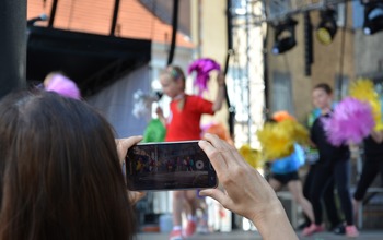  (photo)