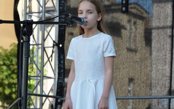  (photo)