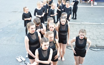  (photo)