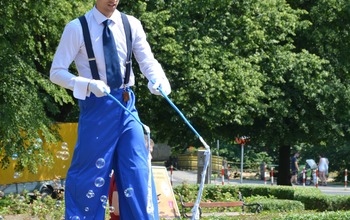  (photo)