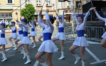  (photo)
