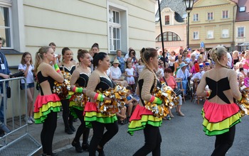 (photo)