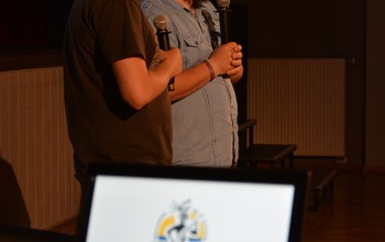  (photo)