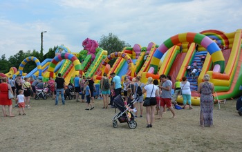  (photo)