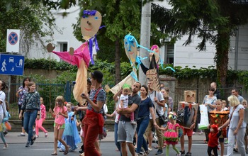  (photo)