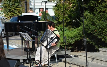 (photo)