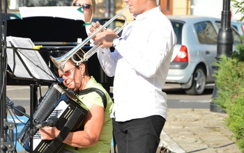 (photo)