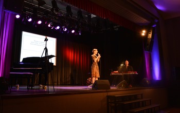  (photo)