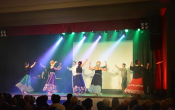  (photo)