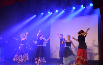  (photo)