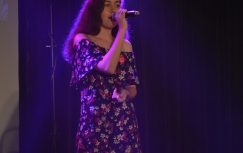 (photo)