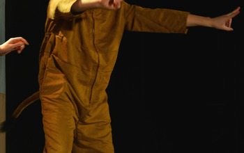  (photo)