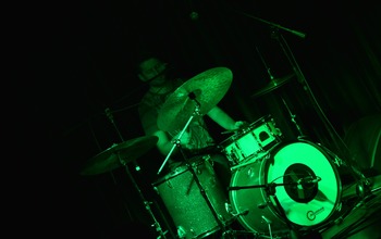  (photo)