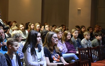  (photo)