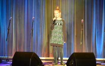  (photo)