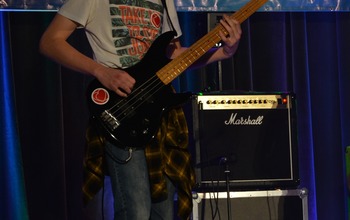 (photo)