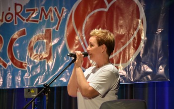  (photo)