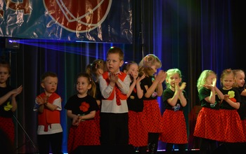  (photo)