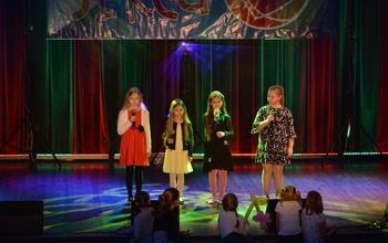  (photo)