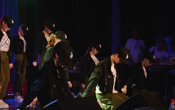  (photo)