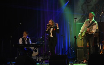 (photo)