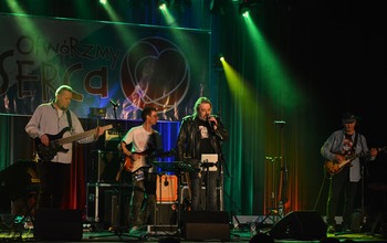 (photo)