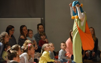  (photo)