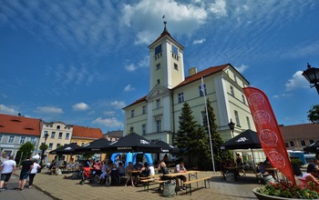  (photo)