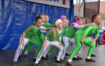  (photo)