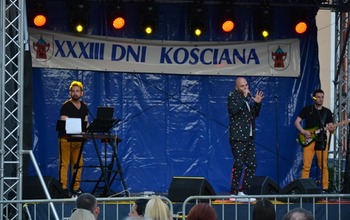  (photo)