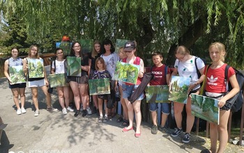  (photo)