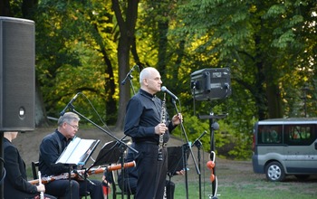 (photo)