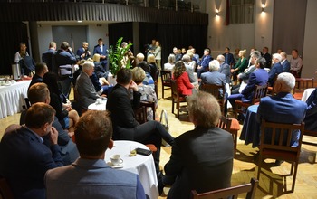 (photo)