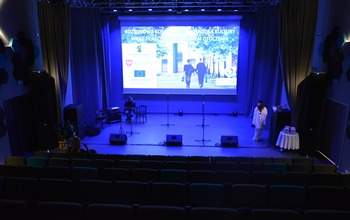 (photo)