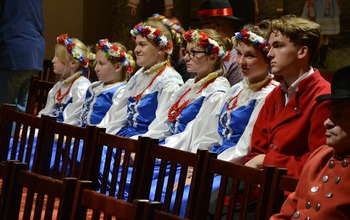  (photo)