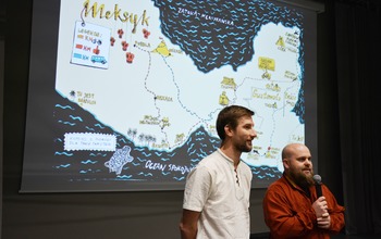  (photo)