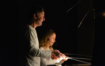  (photo)