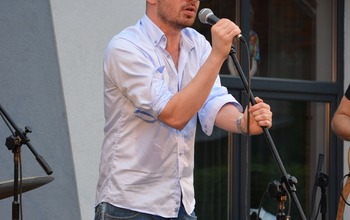 (photo)