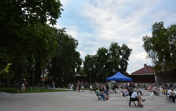 (photo)