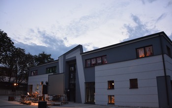  (photo)