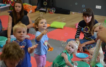  (photo)